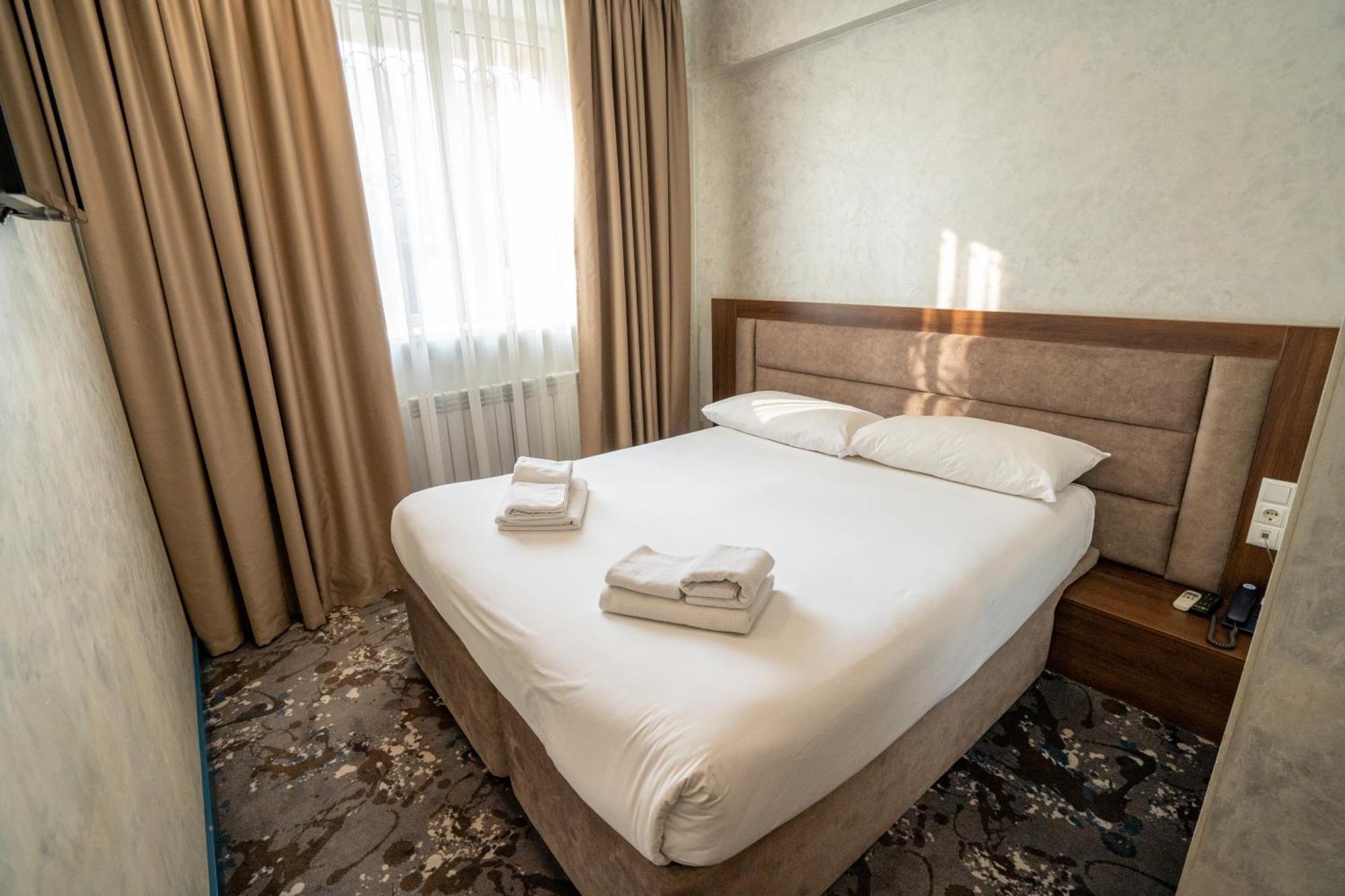 Hotel Mildom Express Almaty Exteriér fotografie