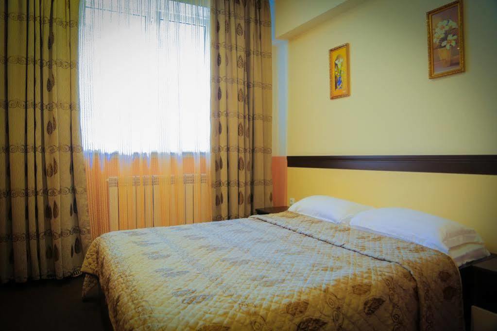 Hotel Mildom Express Almaty Exteriér fotografie
